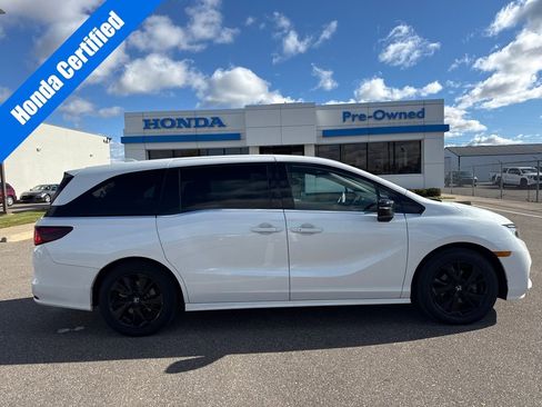 Certified 2023 Honda Odyssey Sport image 1