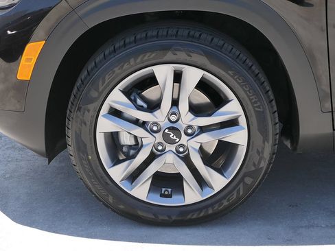Used 2023 Kia Seltos LX AWD/4WD image 9