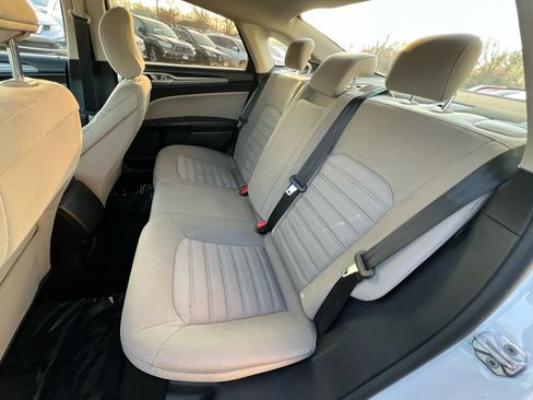 Used 2018 Ford Fusion S image 24