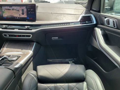 Used 2024 BMW X5 xDrive40i w/ Premium Package image 14