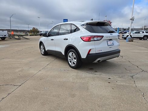 Used 2022 Ford Escape S image 4