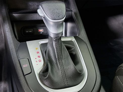 Used 2023 Kia Forte LXS image 8