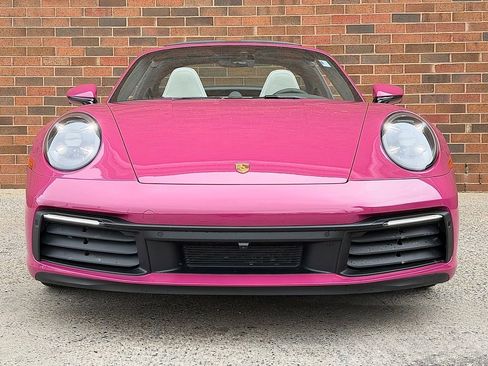 Used 2024 Porsche 911 Targa 4S w/ Premium Package image 10