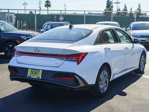 New 2026 Hyundai Elantra Blue image 4