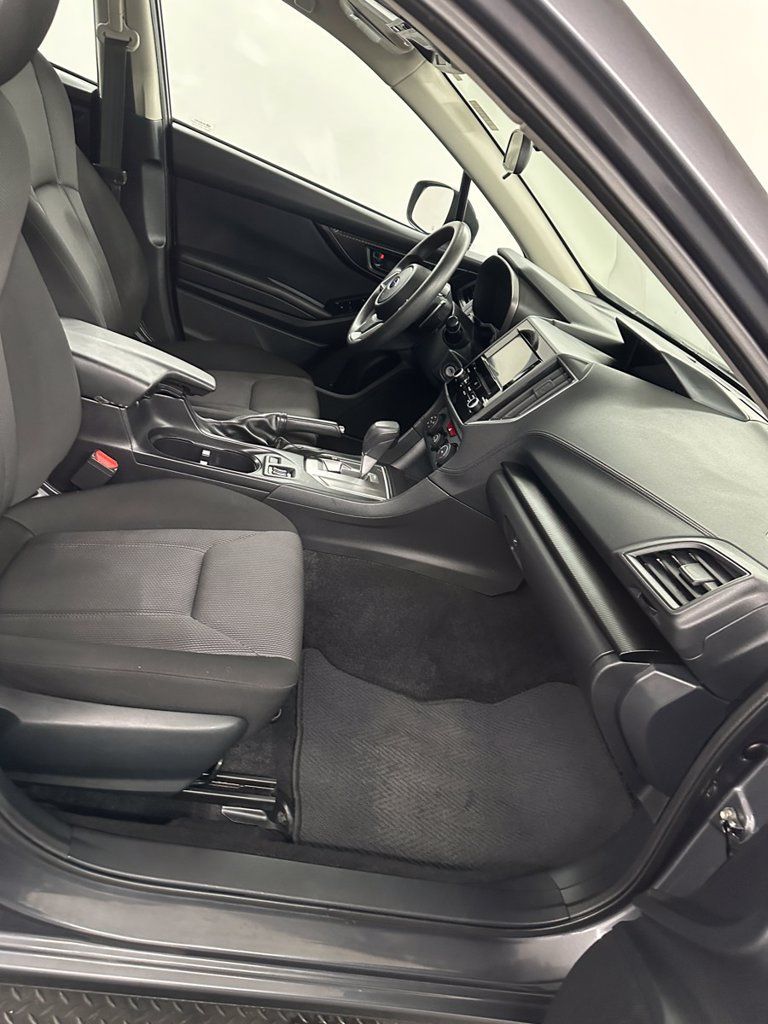 Used 2019 Subaru Impreza 2.0i Premium AWD/4WD image 32
