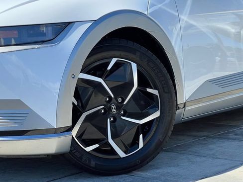 Certified 2023 Hyundai Ioniq 5 Limited w/ Cargo Package RWD image 2