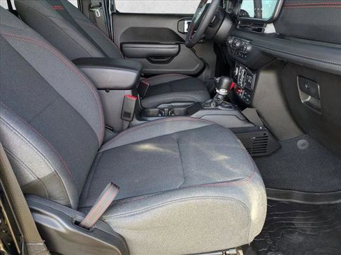 Used 2024 Jeep Gladiator Rubicon w/ Safety Group image 21