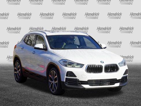 Used 2021 BMW X2 sDrive28i w/ Premium Package image 2