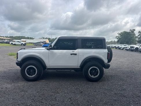 Used 2023 Ford Bronco Badlands AWD/4WD image 2