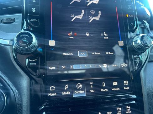 Certified 2023 RAM 1500 Big Horn image 24