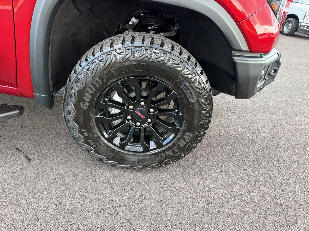 Used 2023 GMC Sierra 1500 AT4X AWD/4WD image 33