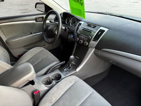 Used 2009 Hyundai Sonata GLS FWD image 3