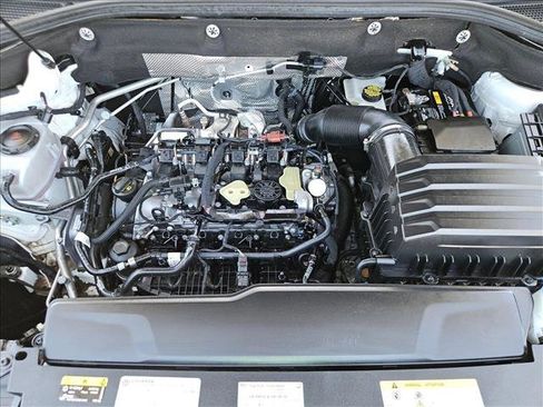 Used 2024 Volkswagen Atlas Cross Sport SEL Premium R-Line AWD/4WD image 29