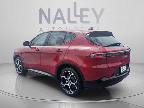 Used 2025 Alfa Romeo Tonale AWD/4WD image 3