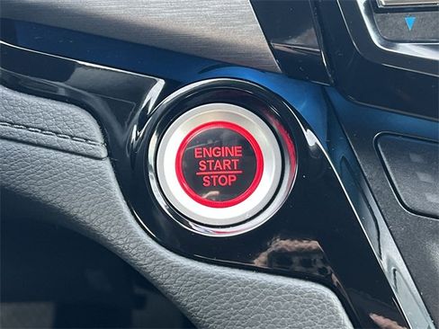 Used 2023 Honda Odyssey Touring image 17