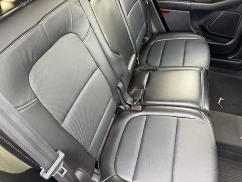 Used 2020 Ford Escape Titanium image 13