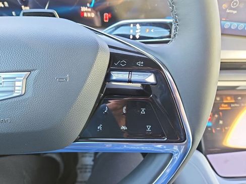 New 2026 Cadillac Vistiq Luxury image 19