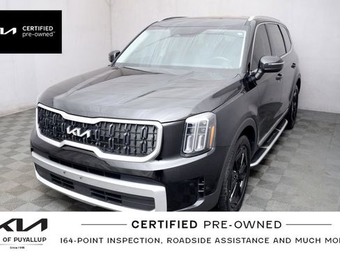 Used 2024 Kia Telluride EX w/ EX Captain's Chair Package image 1