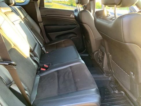 Used 2019 Jeep Grand Cherokee Altitude image 14