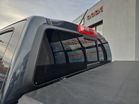 Used 2020 Chevrolet Colorado Z71 image 23