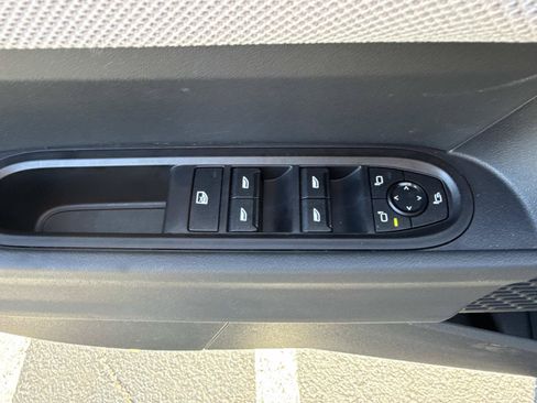 Certified 2025 MINI Cooper S FWD image 21