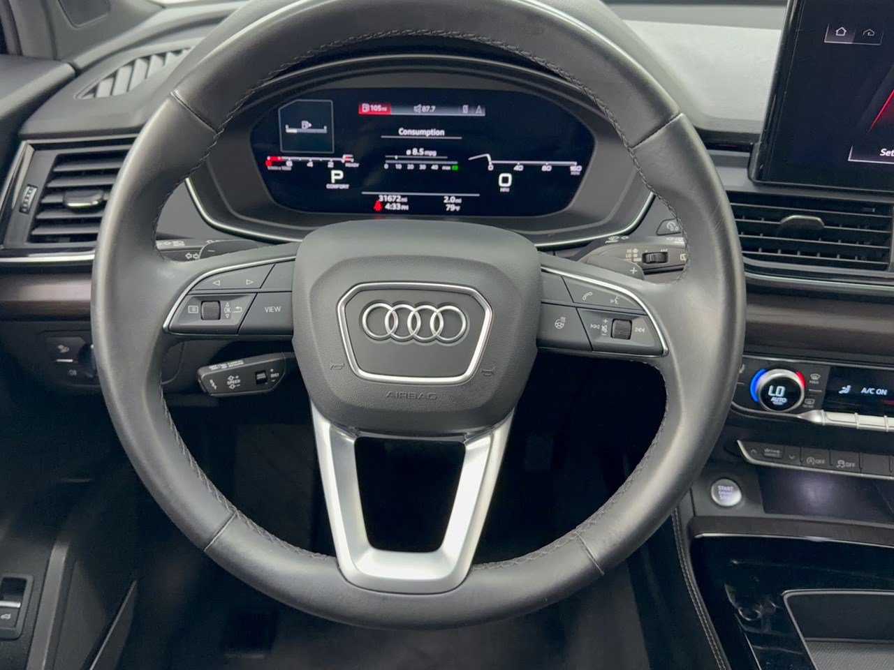 Used 2023 Audi Q5 2.0T Premium Plus w/ Premium Plus Package AWD/4WD image 10