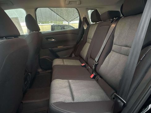 Used 2026 Nissan Rogue SV w/ Cold Weather Package FWD image 15