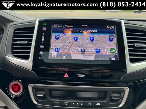 Used 2016 Honda Pilot Touring image 29