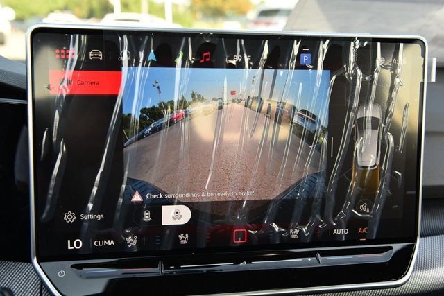 New 2026 Volkswagen GTI SE FWD image 13