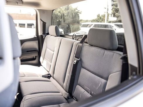 Used 2019 Chevrolet Silverado 2500 W/T AWD/4WD image 27