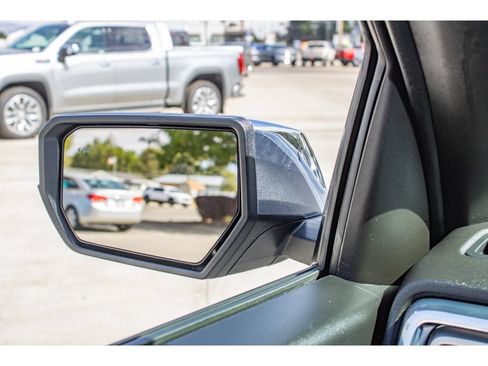 Used 2024 GMC Canyon Denali AWD/4WD image 33