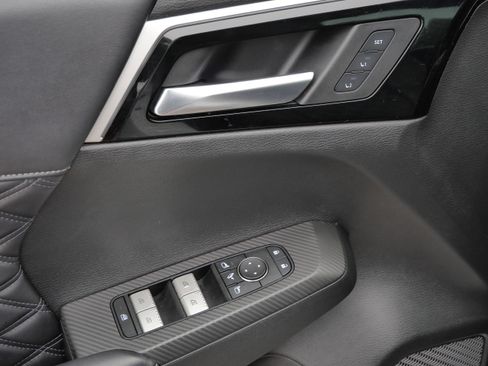 Used 2023 Mitsubishi Outlander SEL Black Edition image 19