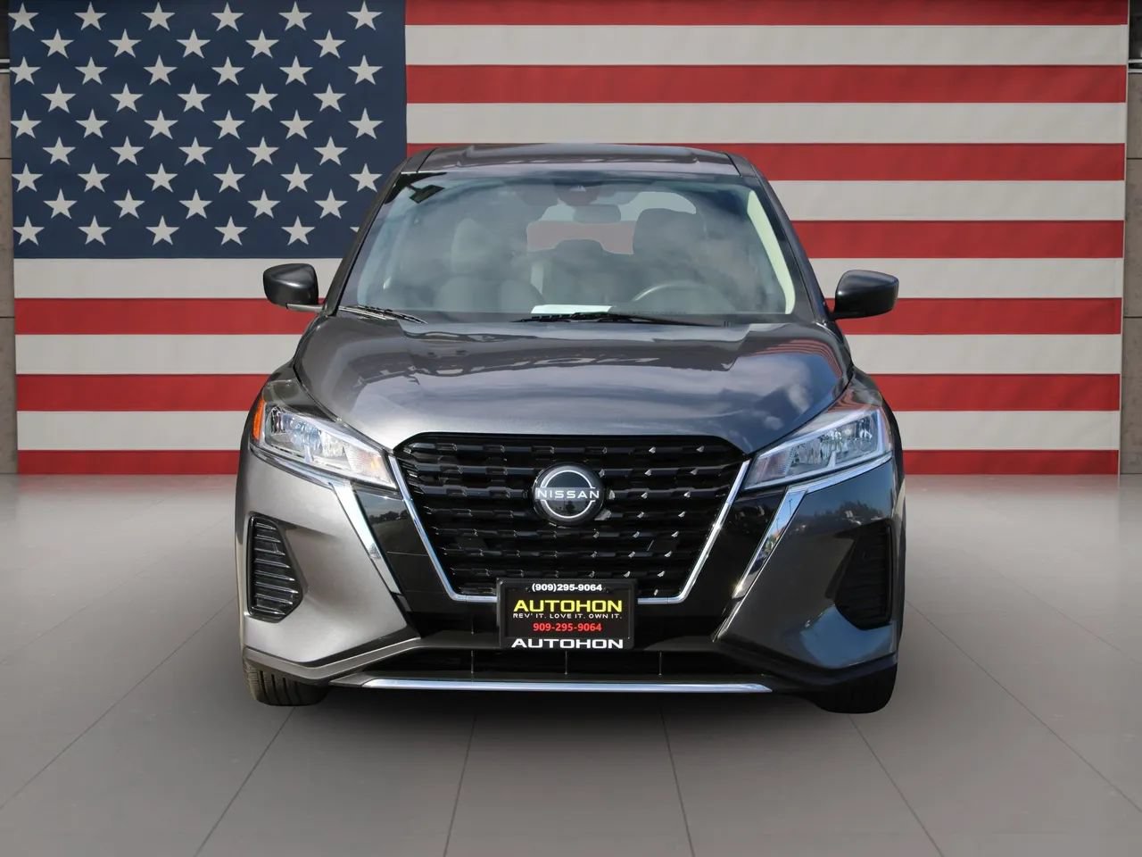 Used 2024 Nissan Kicks S FWD image 2