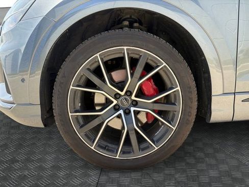 Used 2019 Audi Q8 Prestige image 13