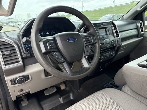 Used 2017 Ford F250 XLT AWD/4WD image 6