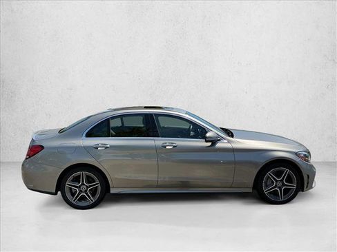 Used 2020 Mercedes-Benz C 300 4MATIC Sedan image 4