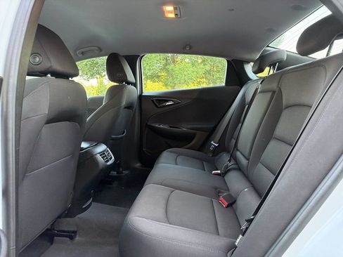 Used 2023 Chevrolet Malibu LT FWD image 11