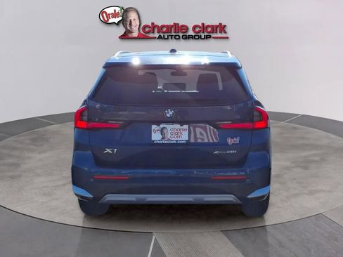 Used 2025 BMW X1 xDrive28i image 4