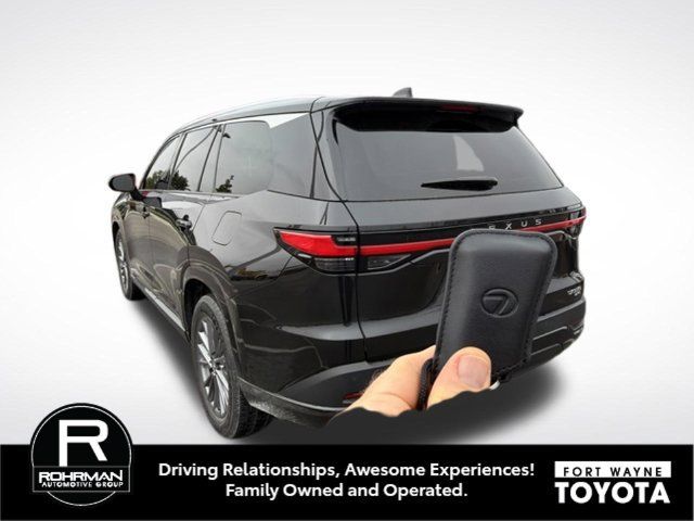 Used 2025 Lexus TX 350 AWD image 4