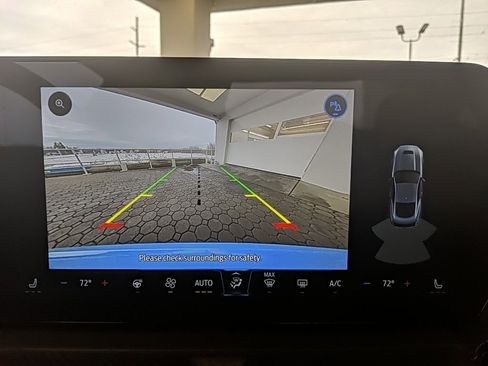 Used 2025 Ford Mustang GT Premium image 17