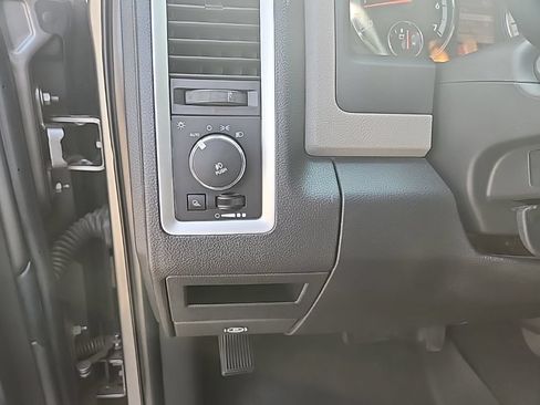 Used 2011 RAM 1500 Big Horn AWD/4WD image 14