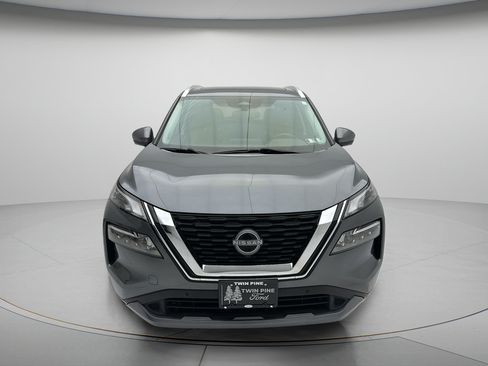 Used 2023 Nissan Rogue SL w/ SL Premium Package AWD/4WD image 2