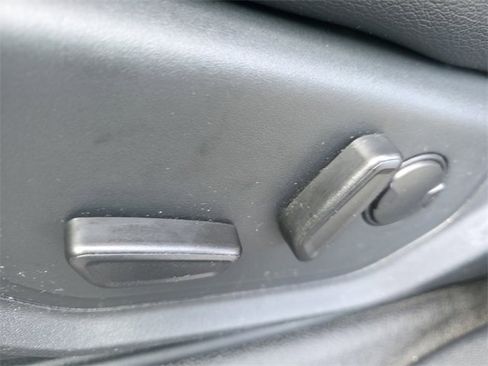 Used 2022 Ford F450 Lariat w/ Lariat Value Package image 16