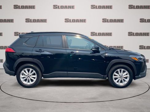 Used 2024 Toyota Corolla Cross LE w/ Moonroof Package AWD/4WD image 6