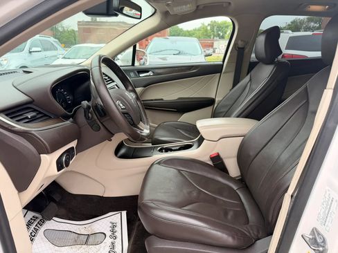 Used 2019 Lincoln MKC Reserve w/ MKC Climate Package AWD/4WD image 15