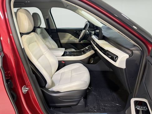 New 2026 Lincoln Aviator 2WD image 29