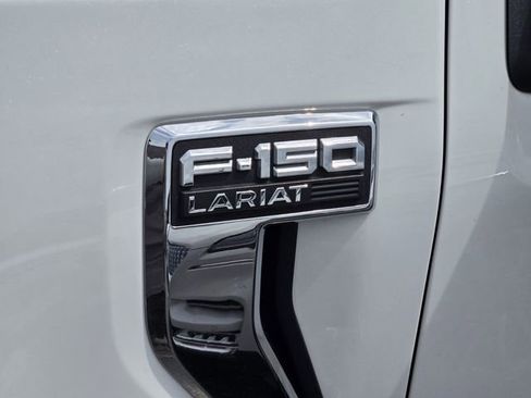 Used 2022 Ford F150 Lariat image 2