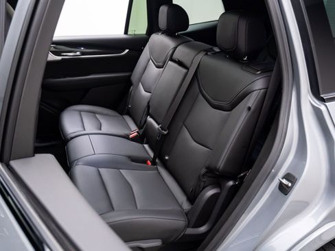 Certified 2024 Cadillac XT6 Sport w/ Technology Package image 20