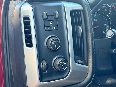 Used 2018 GMC Sierra 1500 SLT w/ Texas SLT Premium Package AWD/4WD image 10