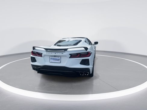 Used 2021 Chevrolet Corvette Stingray Preferred Cpe w/ Z51 Performance Package RWD image 8